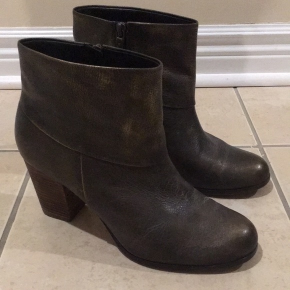 Cole Haan heeled boots - Picture 2 of 3